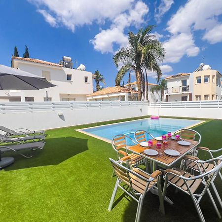 Villa Dolce Vita Protaras Exterior photo